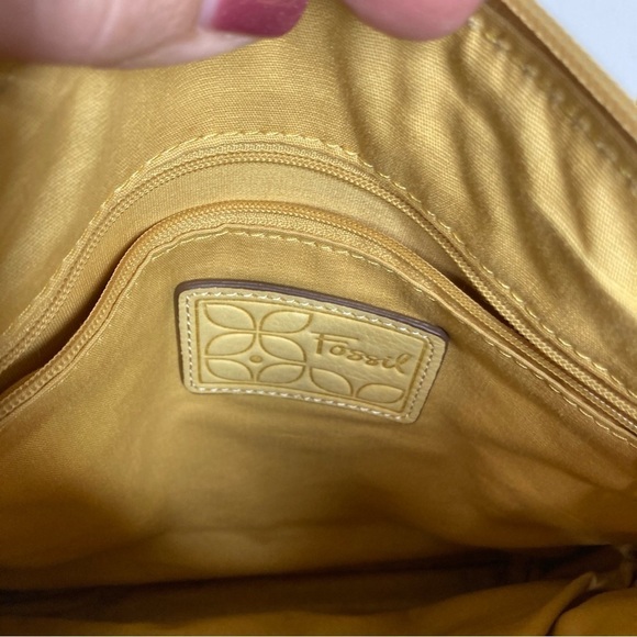 Fossil vintage‎ yellow leather crossbody bag - Picture 5 of 9